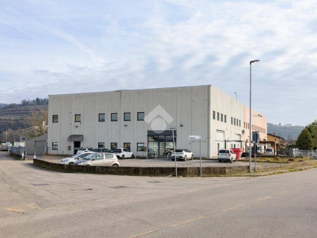 Immobile a Negrar di valpolicella in Via Leonardo Da Vinci, 1 - Foto 2