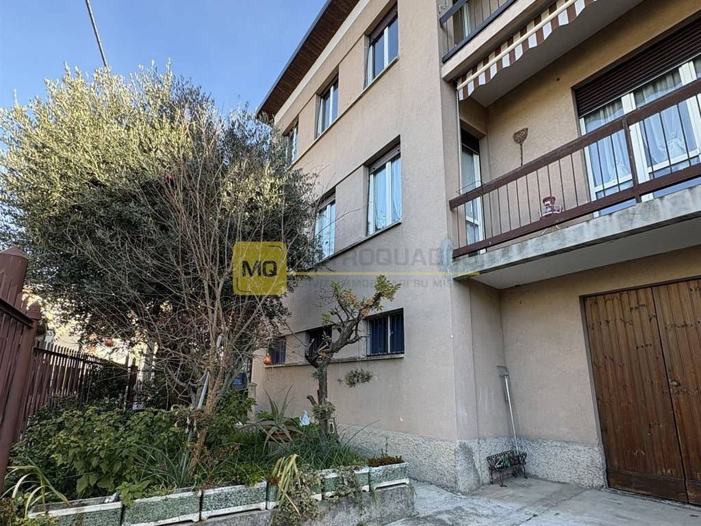 Appartamento a Lecco in Via Don Serafino Morazzone - Foto 2