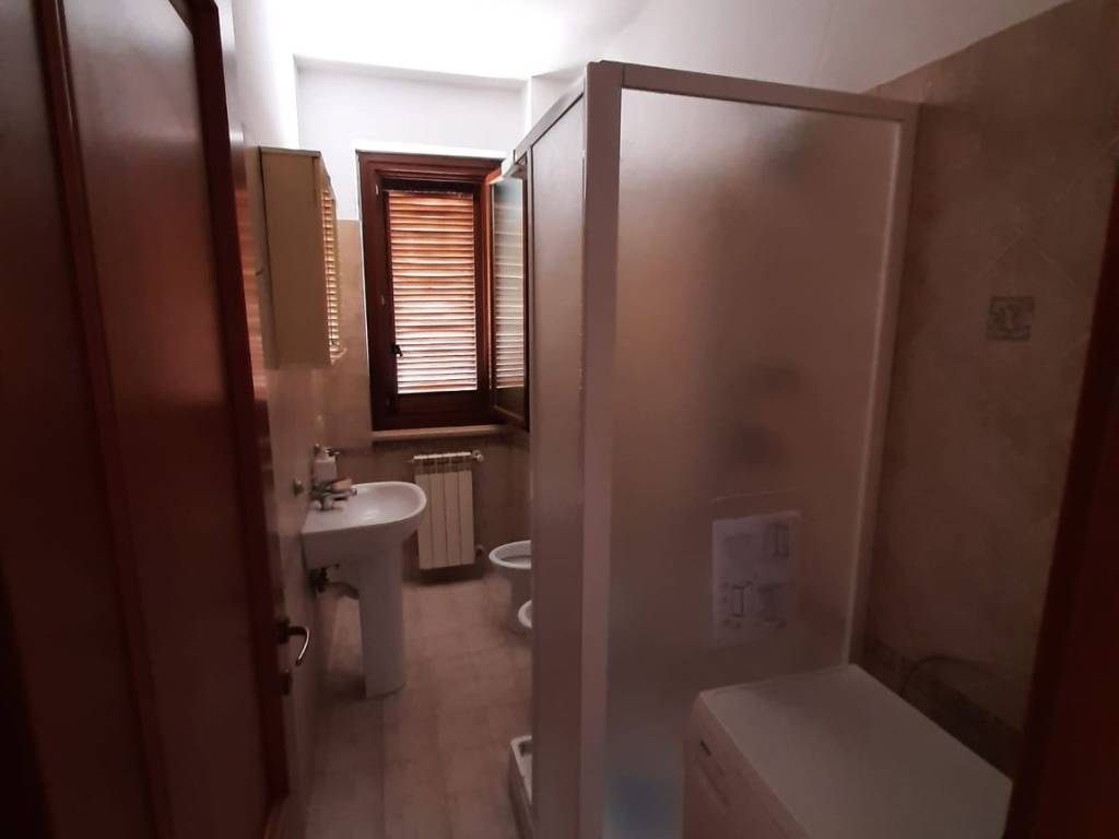 Appartamento a Frosinone in Viale America Latina - Foto 4