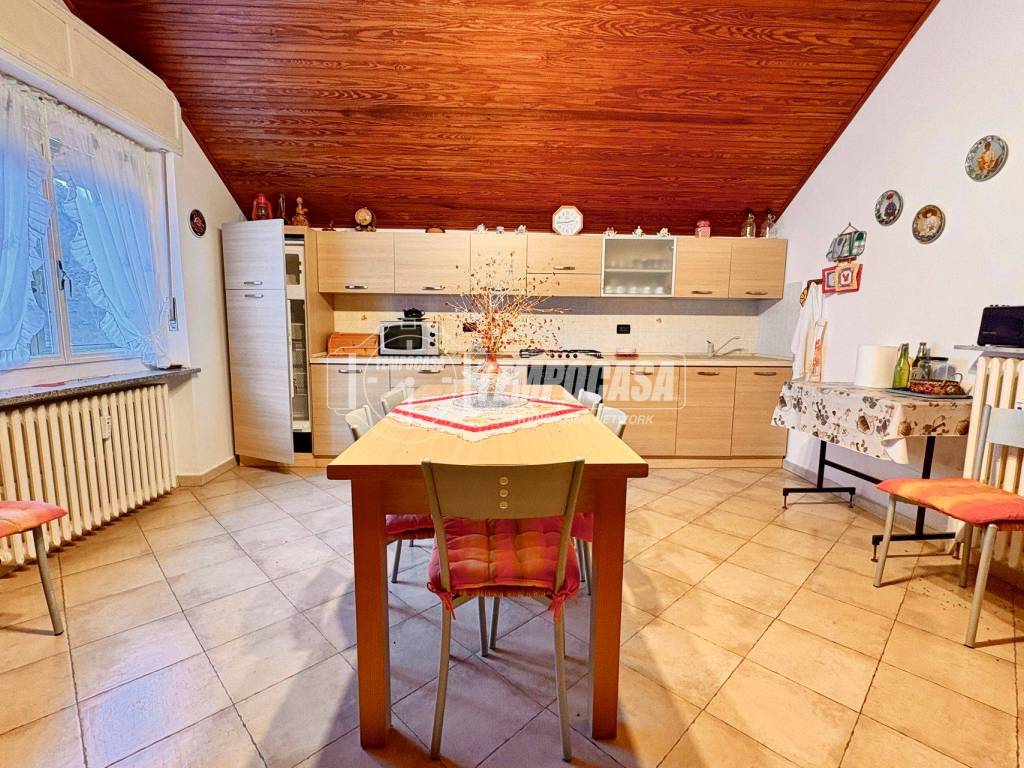 Appartamento a Giaveno in Via Alpe Colombino - Foto 3