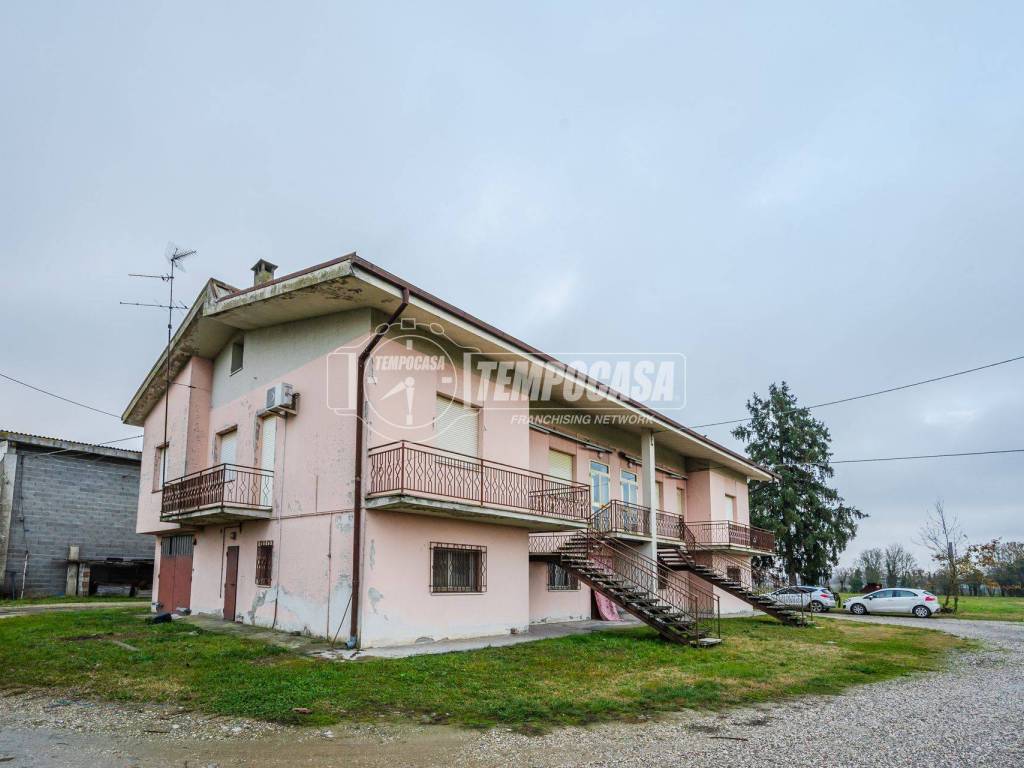 Villa a Argenta in Via Imperiale 38 - Foto 3