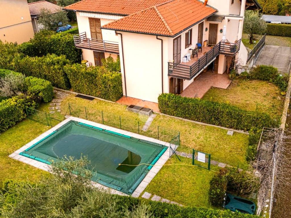Appartamento a San felice del benaco in Via Martiri della Patria - Foto 4