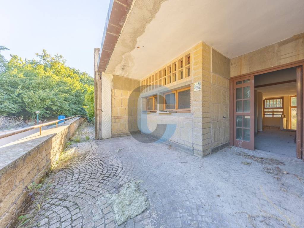 Villa a Grottaferrata in Via Tuscolana, 467 - Foto 2
