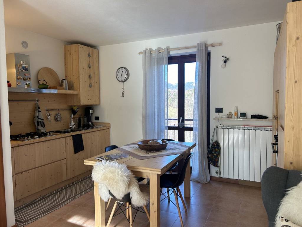 Villetta a schiera a Bosco chiesanuova in Via Aleardo Aleardi - Foto 2