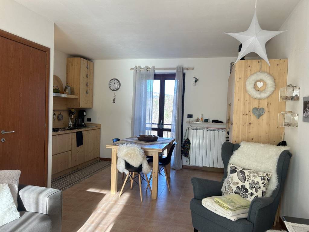 Villetta a schiera a Bosco chiesanuova in Via Aleardo Aleardi - Foto 5