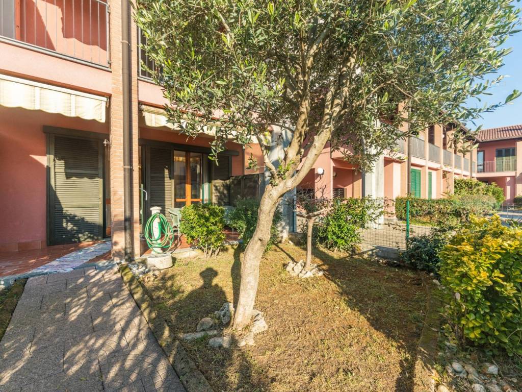 Villetta a schiera a San vittore olona in Via 24 Maggio, 51 - Foto 2