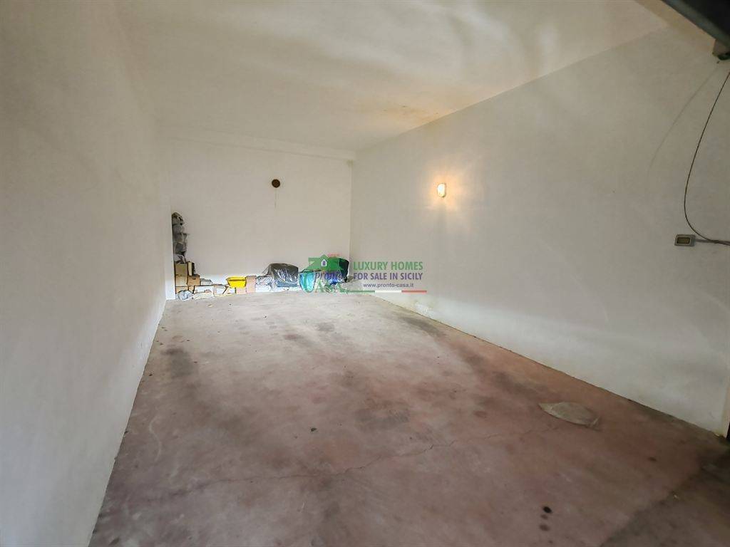 Box / garage a Ragusa in VIA STESICORO, 48 - Foto 4