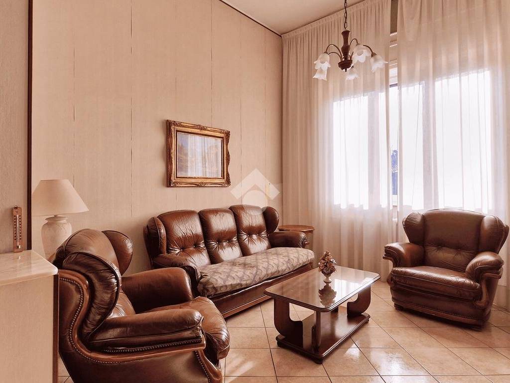 Villa a Gallarate in Via Federico Villoresi, 8 - Foto 5