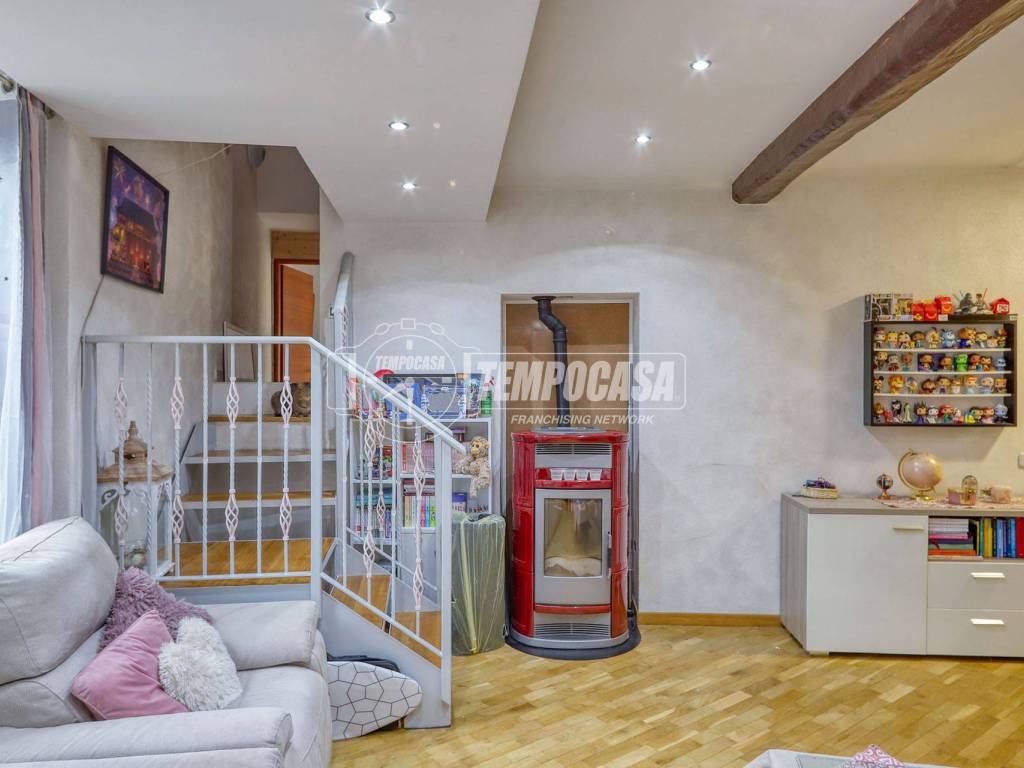 Appartamento a Arcisate in Via Alessandro Manzoni, 15 - Foto 5