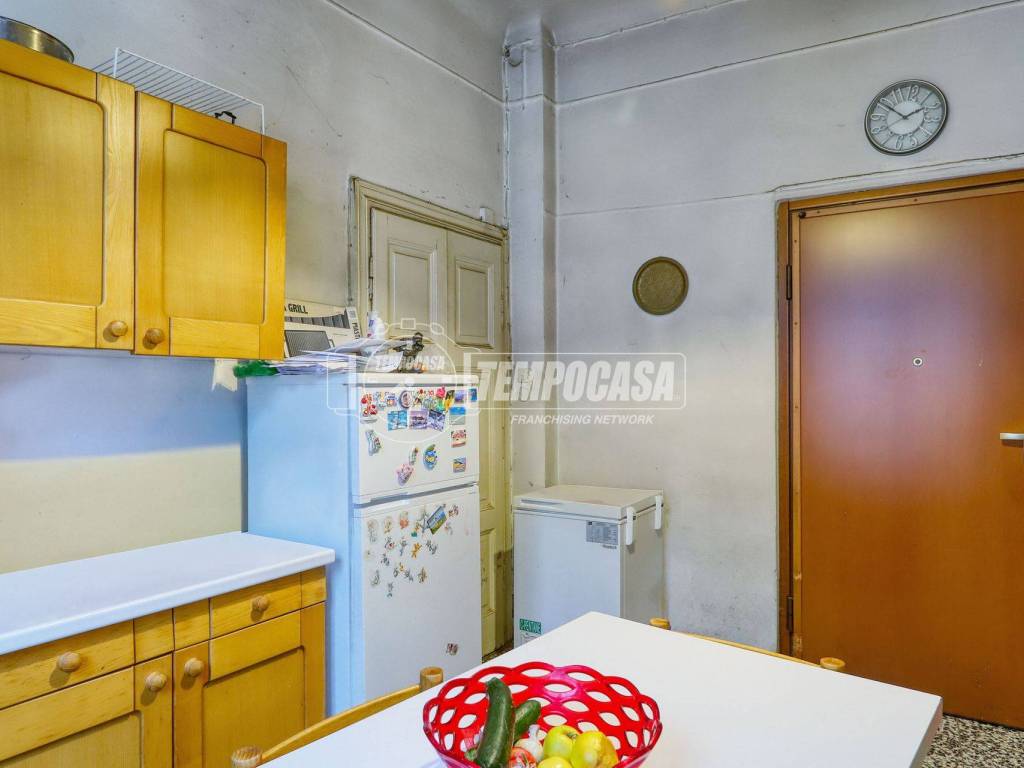 Appartamento a Arcisate in Via Martinelli Foscarini - Foto 5