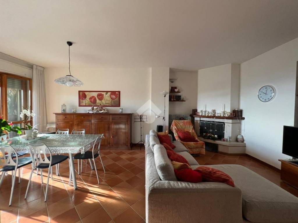 Appartamento a Perugia in via dei lillà, 92 - Foto 2