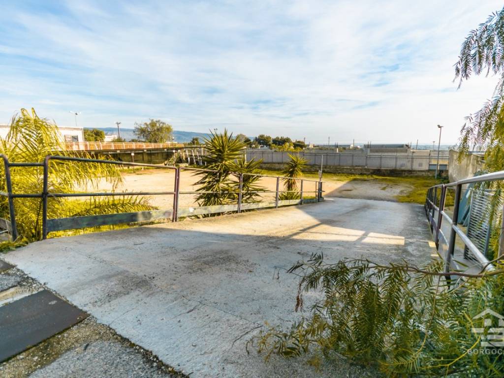 Immobile a Manfredonia in SS89 - Foto 3