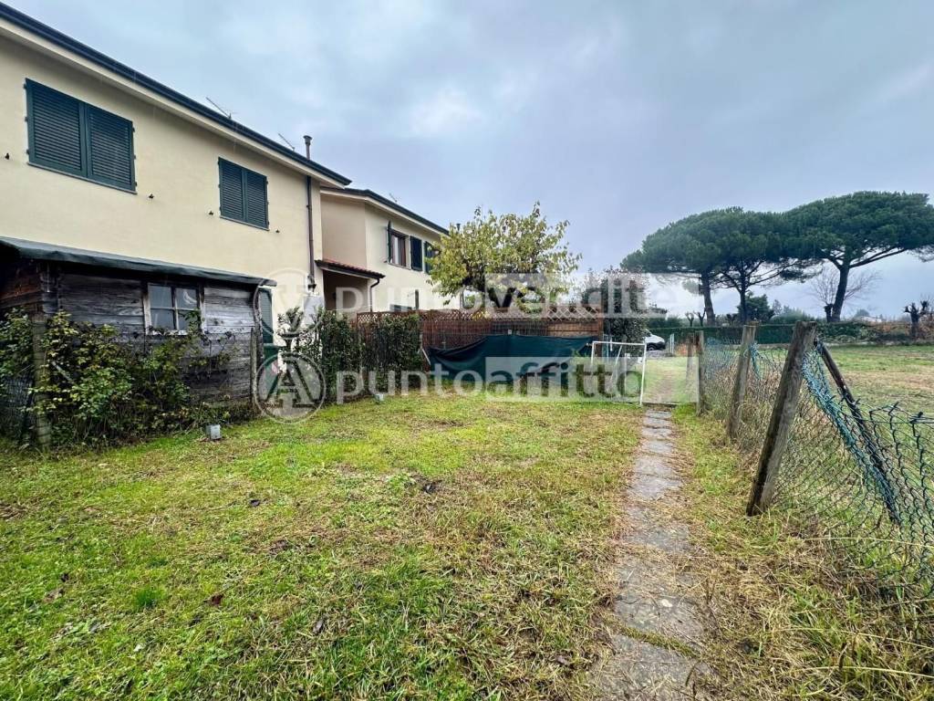 Appartamento a Lucca in Via delle Ville Prima, - Foto 3