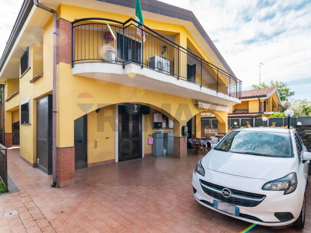 Villa a San giovanni la punta in Via del Pozzo - Foto 3