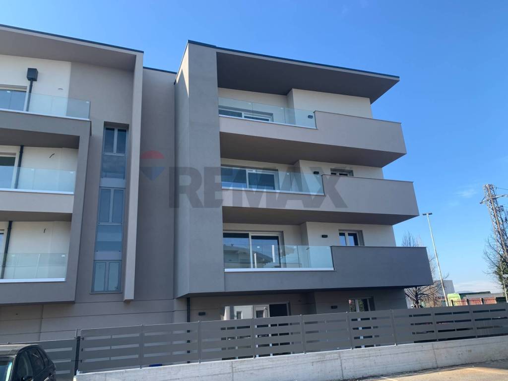 Appartamento a Stezzano in Pzza Libertà - Foto 4