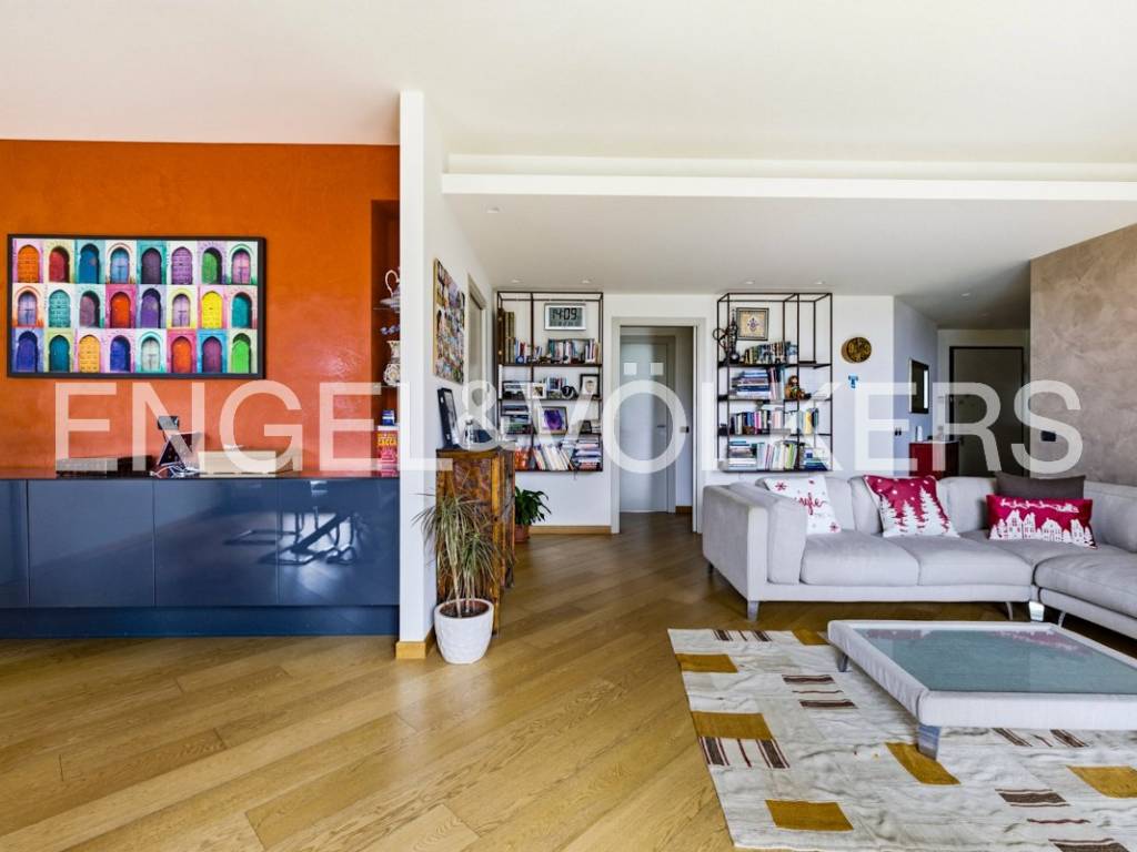 Appartamento a Varese in Via Lazzaro Palazzi, 12 - Foto 2