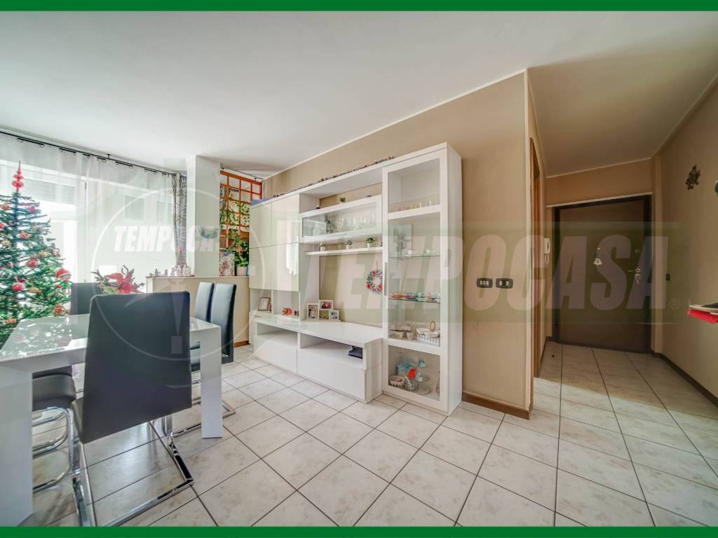 Appartamento a Gallarate in Strada Pradisera - Foto 4