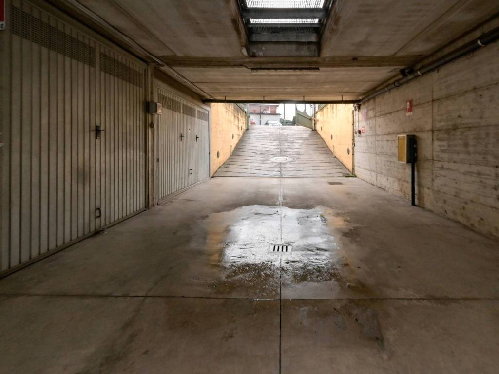 Box / garage a Orbassano in Via Circonvallazione Interna, 31 - Foto 2