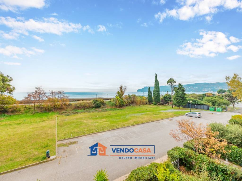 Appartamento a Bergeggi in Via Privata Merello, 5 - Foto 2