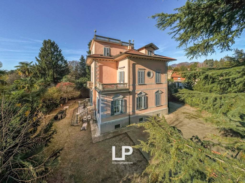 Villa a Varese in Via Giuseppe Vincenzo Crotti, 4 - Foto 3