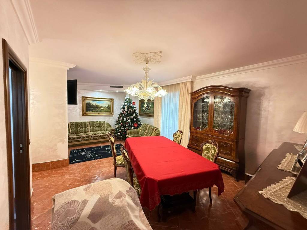 Appartamento a Lesina in Via Fabrizio De Andrè - Foto 5