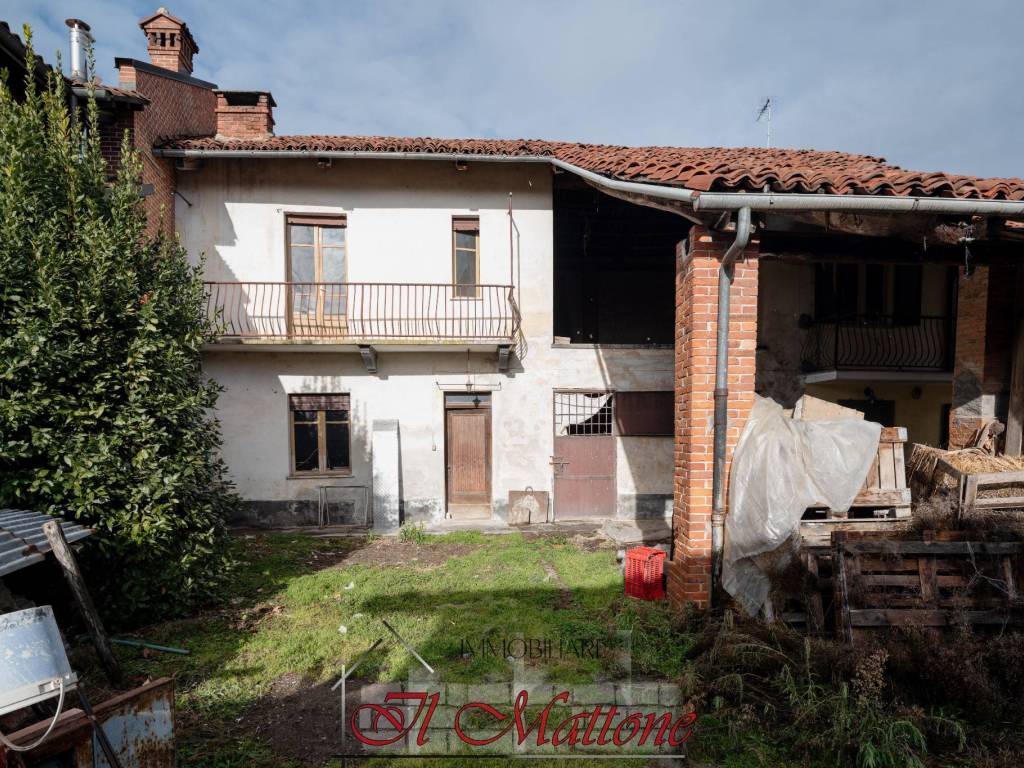 Rustico / casale a Genola in Via Vittorio Veneto, 9 - Foto 2