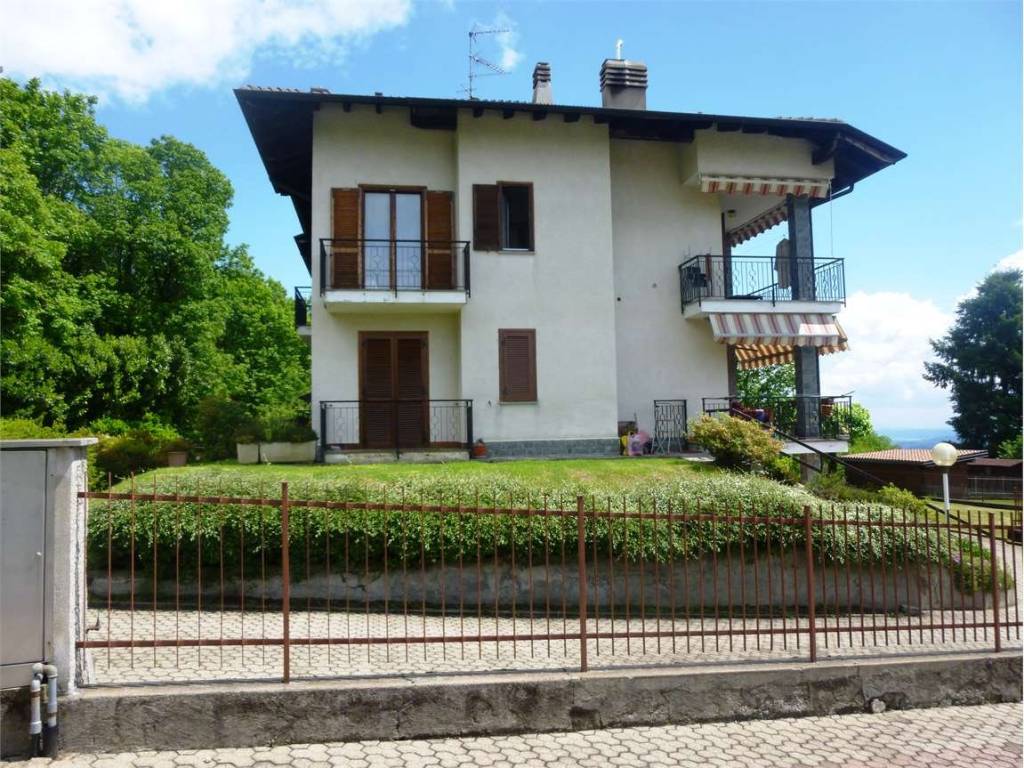 Appartamento a Nebbiuno - Foto 2