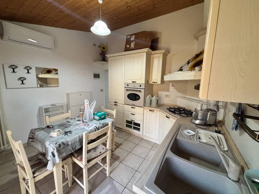 Villa a Castel san pietro terme in Via Padella - Foto 2