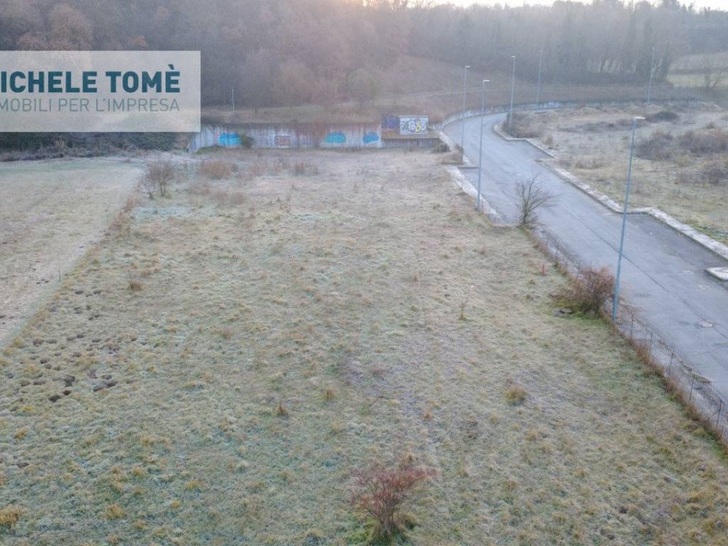 Terreno a Caprino veronese in Circumvallazione Bran - Foto 2