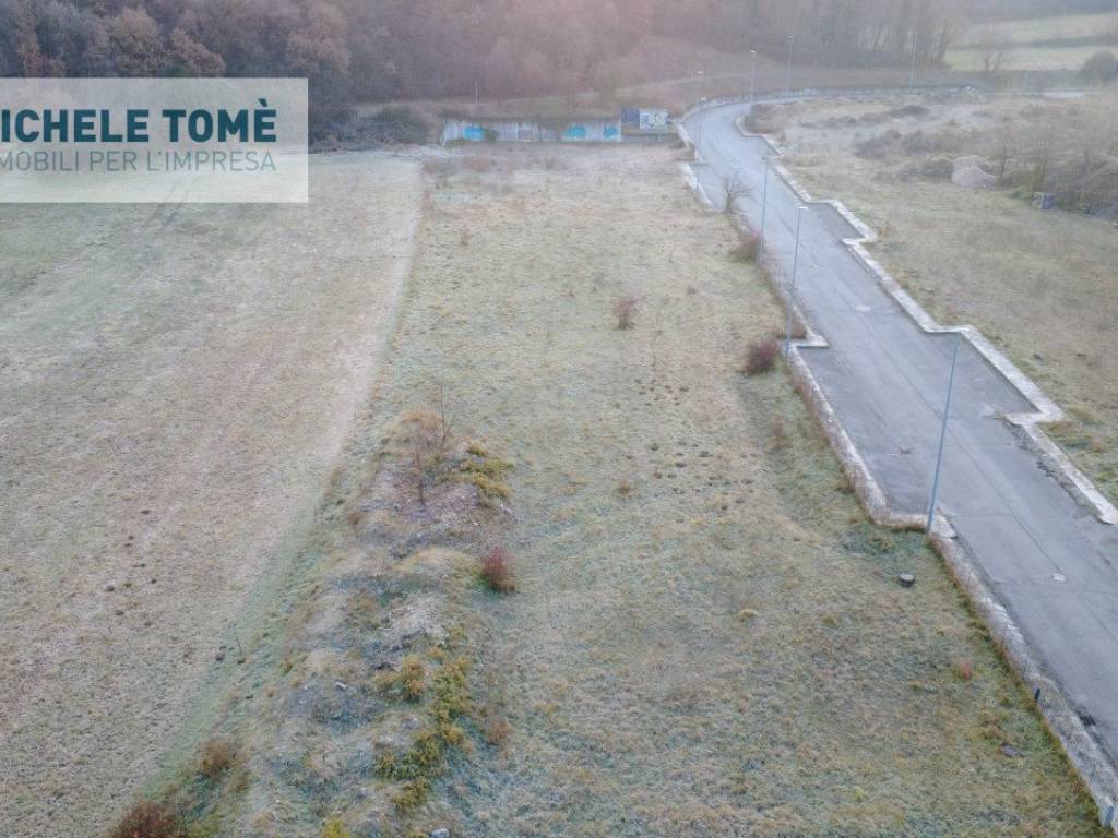 Terreno a Caprino veronese in Circumvallazione Bran - Foto 3