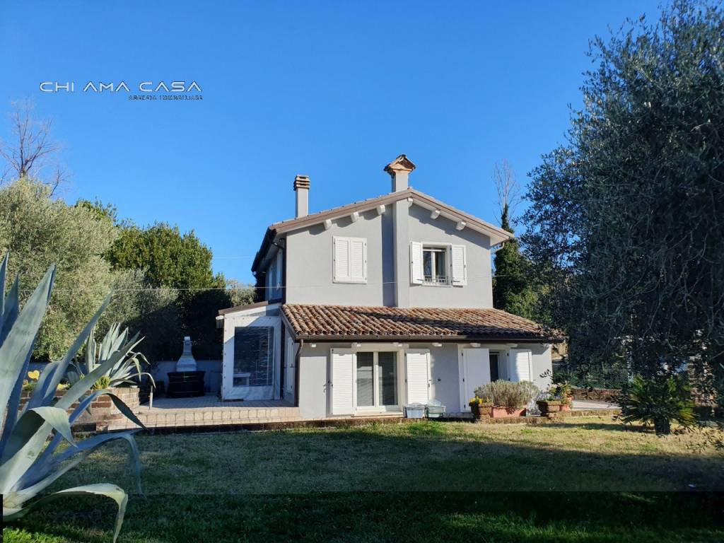 Casa indipendente a Fano in Località Roncosambaccio - Foto 2