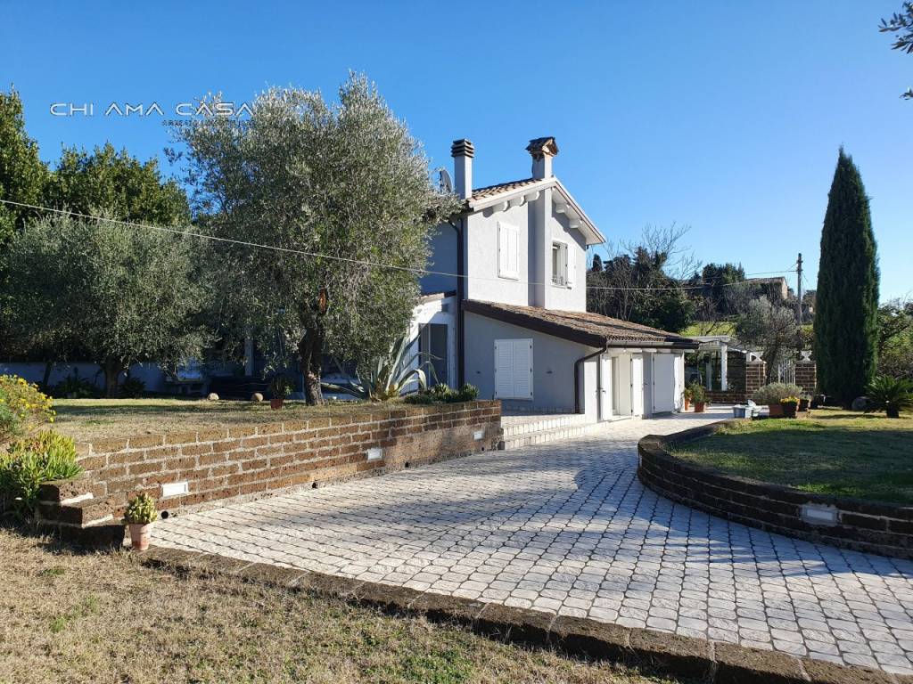 Casa indipendente a Fano in Località Roncosambaccio - Foto 3