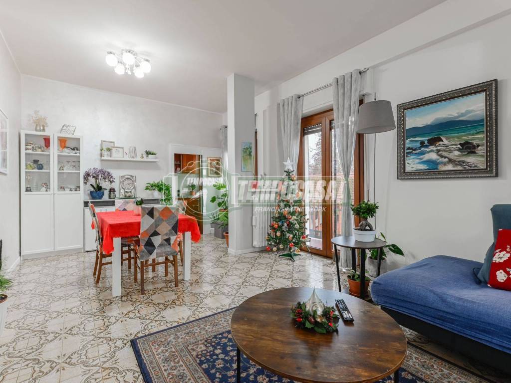 Appartamento a Stezzano in Via Trieste 4 - Foto 2