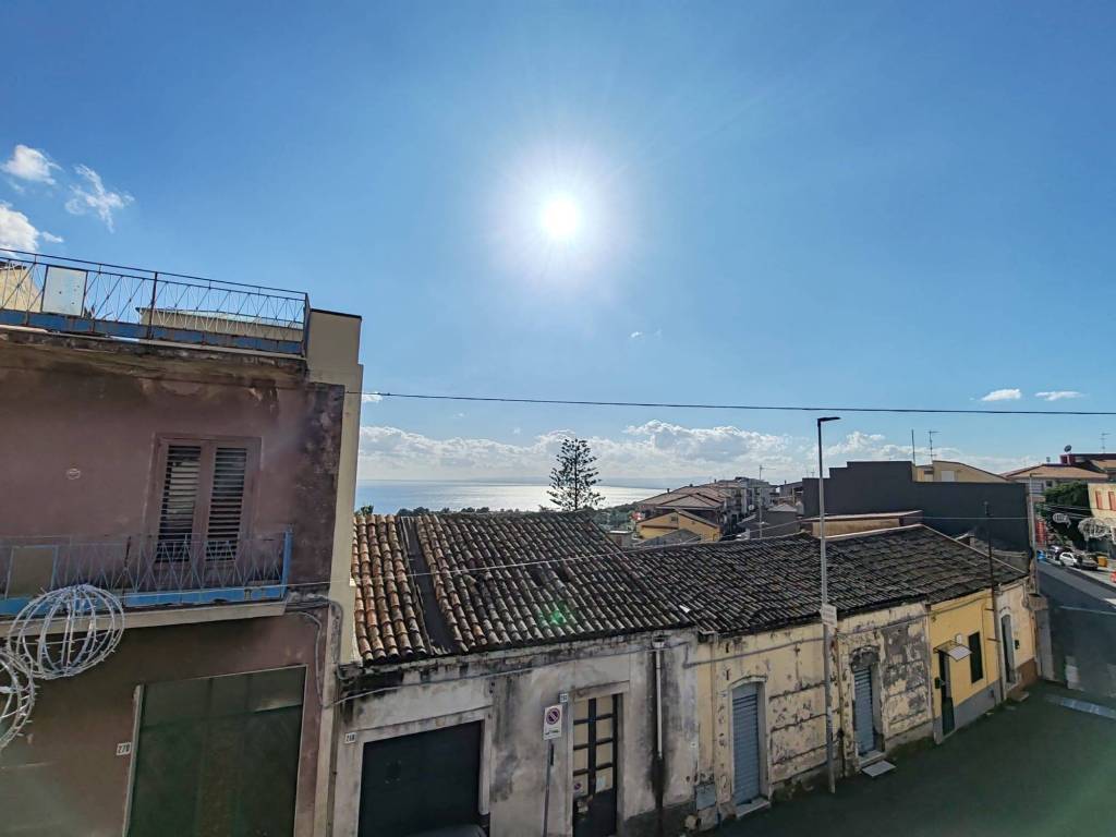 Appartamento a Aci castello in Via Trieste, 4 - Foto 2