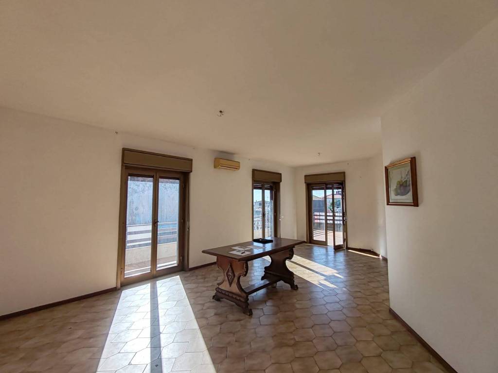 Appartamento a Aci castello in Via Trieste, 4 - Foto 3