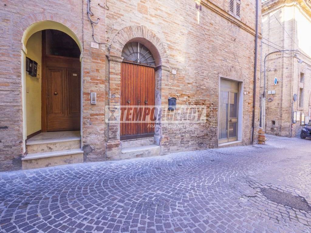 Appartamento a Corridonia in Via Camillo Benso di Cavour, 85 - Foto 2