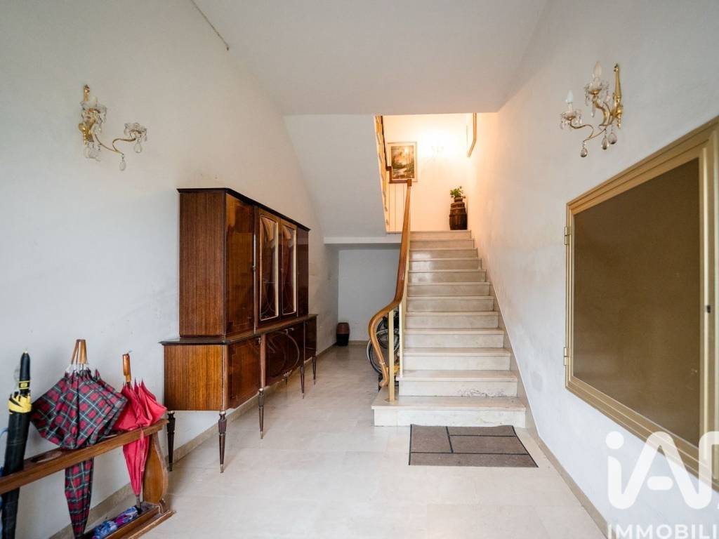 Appartamento a Campi bisenzio in Via san giusto - Foto 2