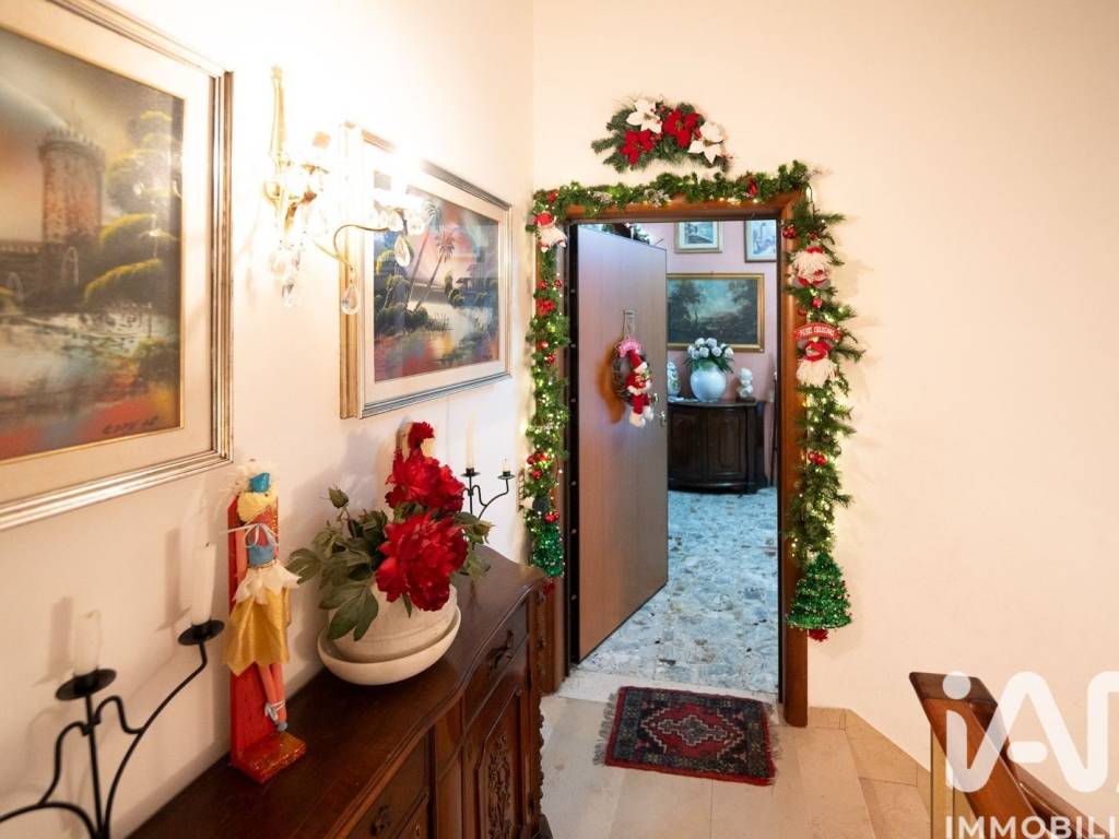 Appartamento a Campi bisenzio in Via san giusto - Foto 4