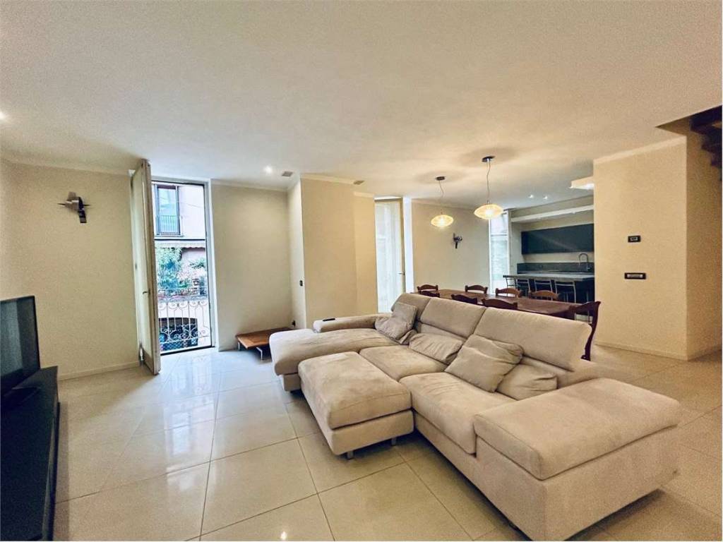 Appartamento a Sesto calende in Via Roma, 2 - Foto 3