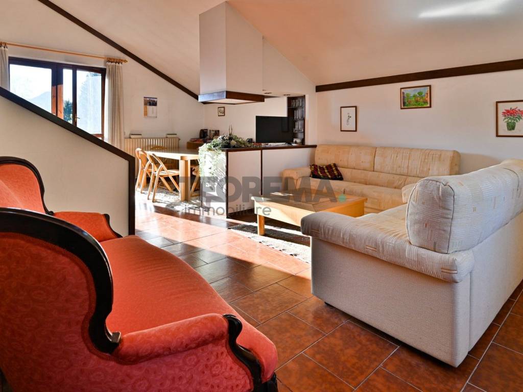 Attico / mansarda a Castione della presolana in Via Giuseppe Verdi, 10 - Foto 2