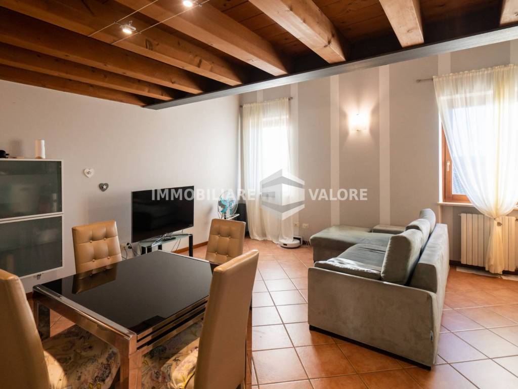 Appartamento a Valeggio sul mincio in Località Foroni - Foto 5