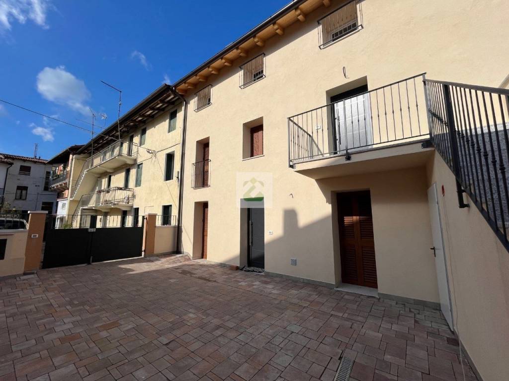 Appartamento a Schio in Via Don Francesco Faccin, 35 - Foto 3