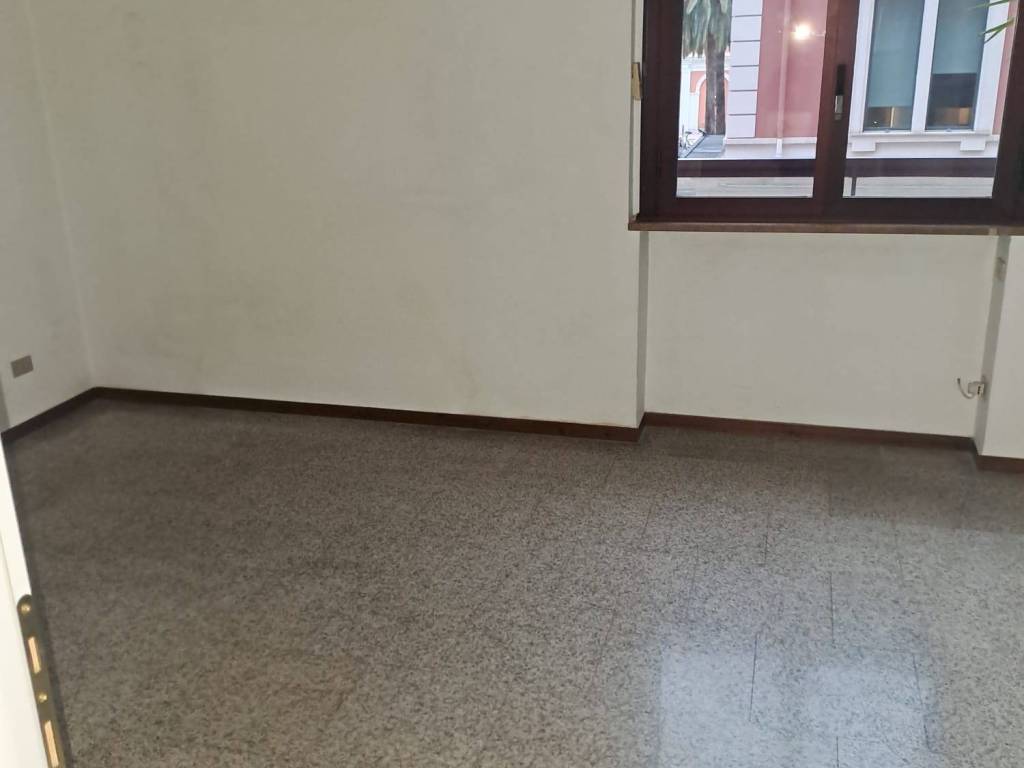 Appartamento a Bari in Piazza Aldo Moro, 55 - Foto 2