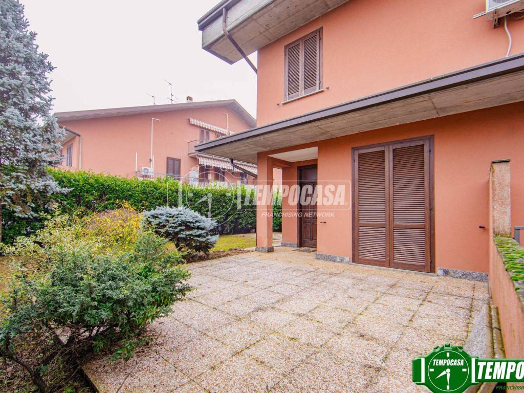 Casa indipendente a Cura carpignano in Via Ugo Foscolo - Foto 2