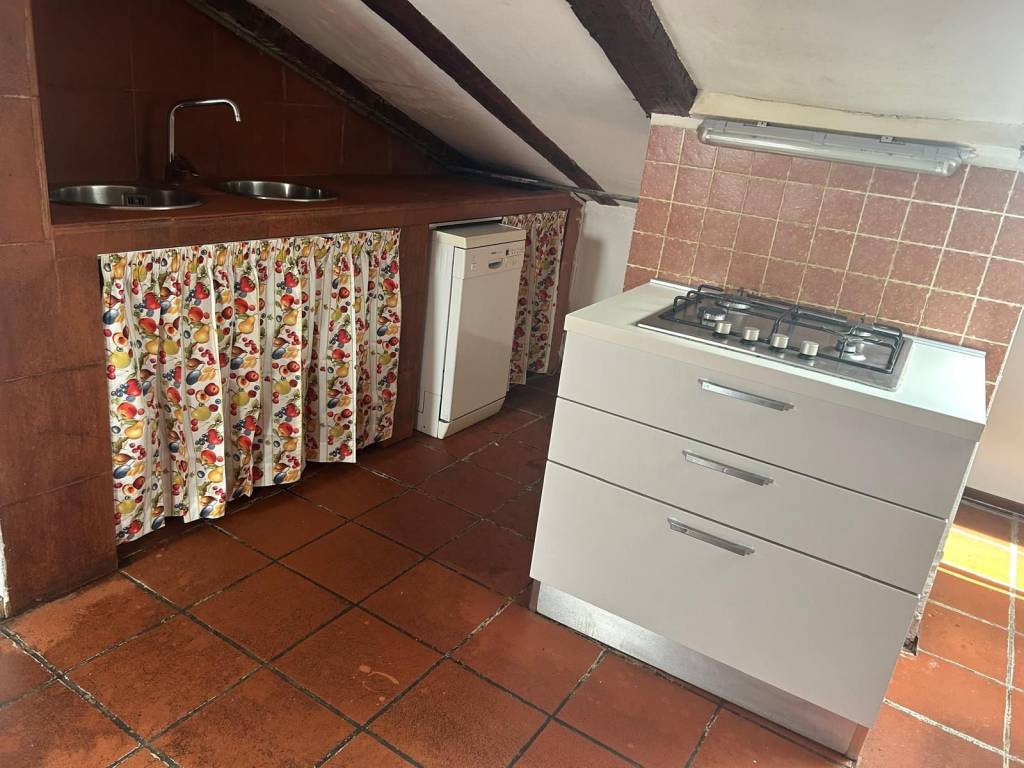 Appartamento a Trieste in Via di Romagna, 24 - Foto 4