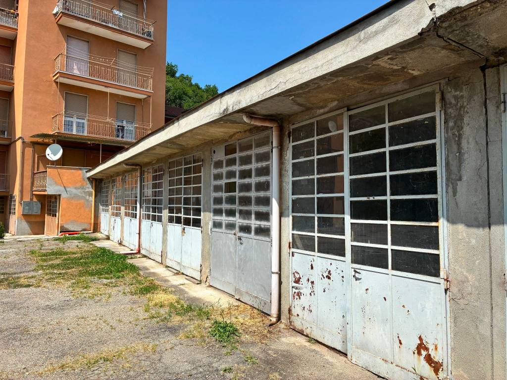 Box / garage a Canelli in Via Alba, 23 - Foto 5