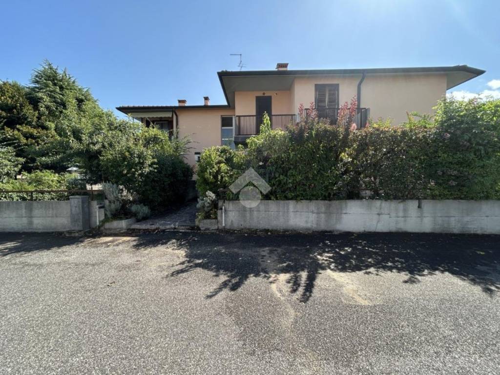 Appartamento a Isola della scala - Foto 2