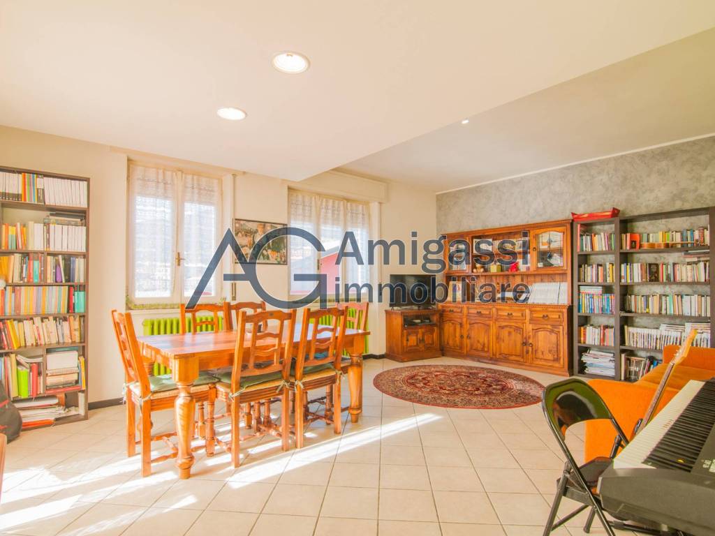 Appartamento a Alzano lombardo in Via Nesa - Foto 3