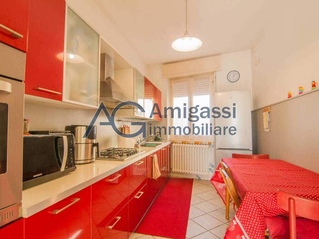 Appartamento a Alzano lombardo in Via Nesa - Foto 4