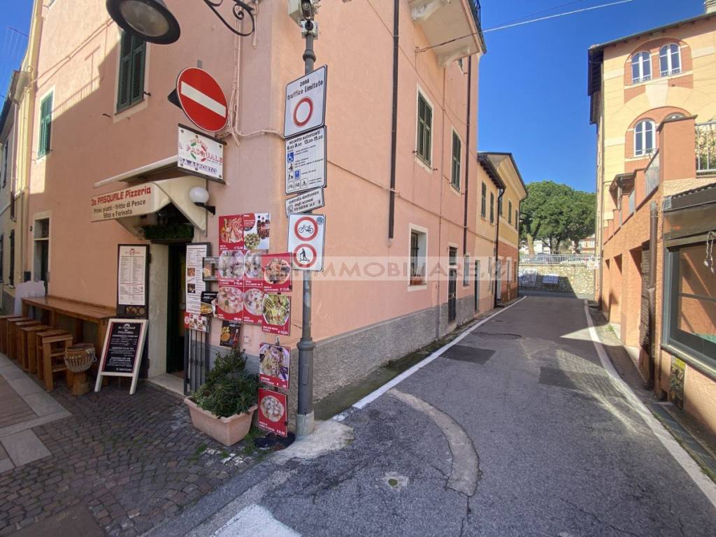 Casa indipendente a Spotorno in Via 25 Aprile - Foto 3